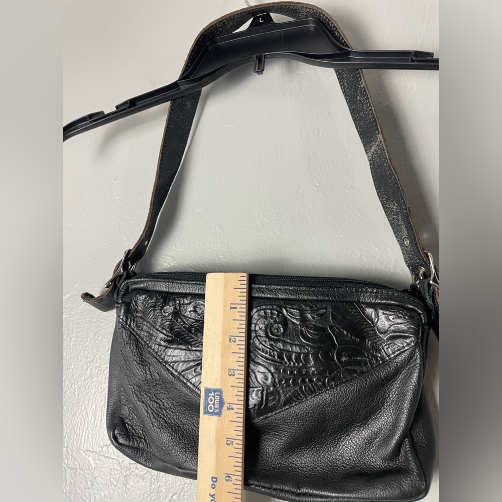 Leather Harley Shoulder Bag - Picture 11 of 14